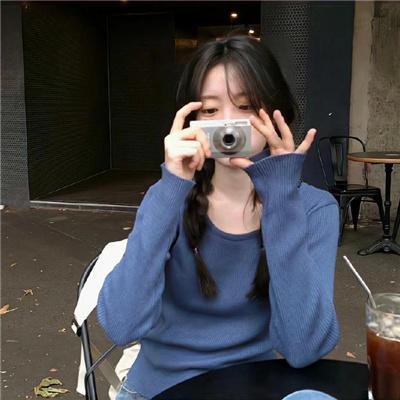 巫师与汉娜·蒙塔娜在船上